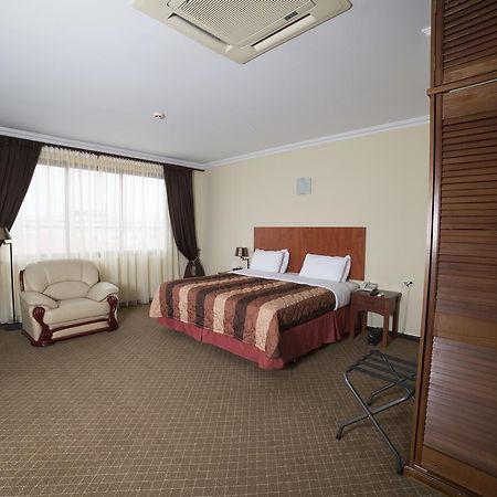 Hotel Elegance Nv Paramaribo Esterno foto